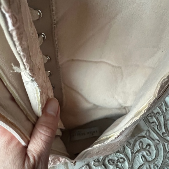 Trish Scully Pink Lace Boot Sz 4 Big Girl - Picture 13 of 13